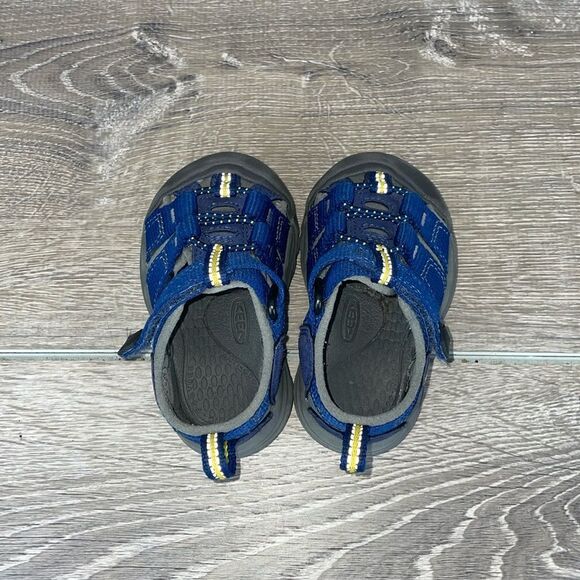 Keen Newport H2 Waterproof Blue Depths Gargoyle Toddler Boy Sz 4 Hiking Sandals - Picture 5 of 10